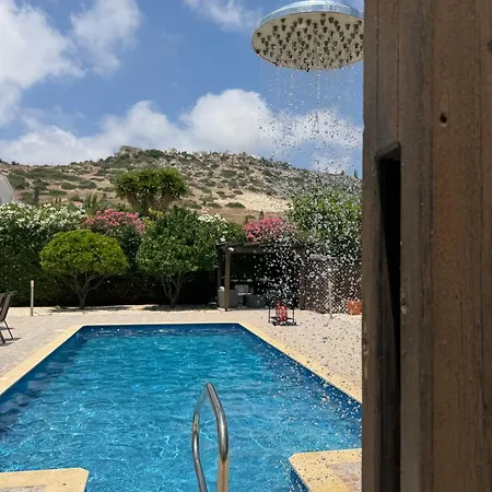 别墅 Leo's Paradise Family Away From With Large Pool *